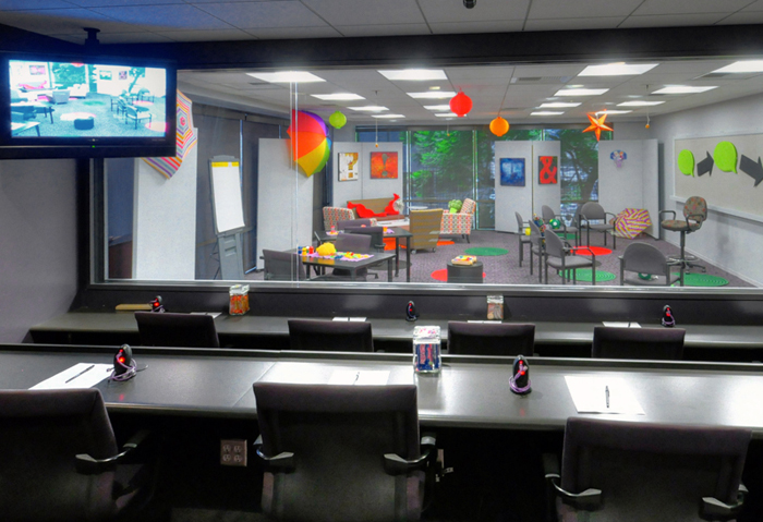 Los Angeles - Encino Suite D Creative Room Setup
